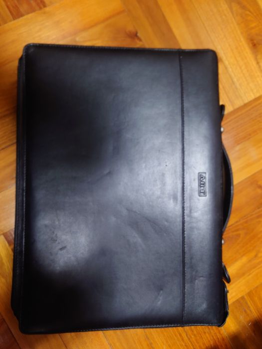 Кожена чанта  за документи от естествен материал арт93