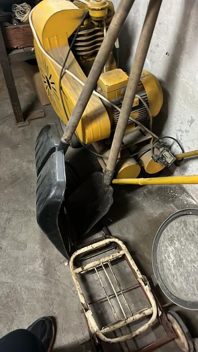 Продам компрессор.