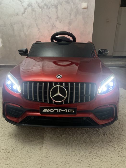 Masinuta electrica de copii