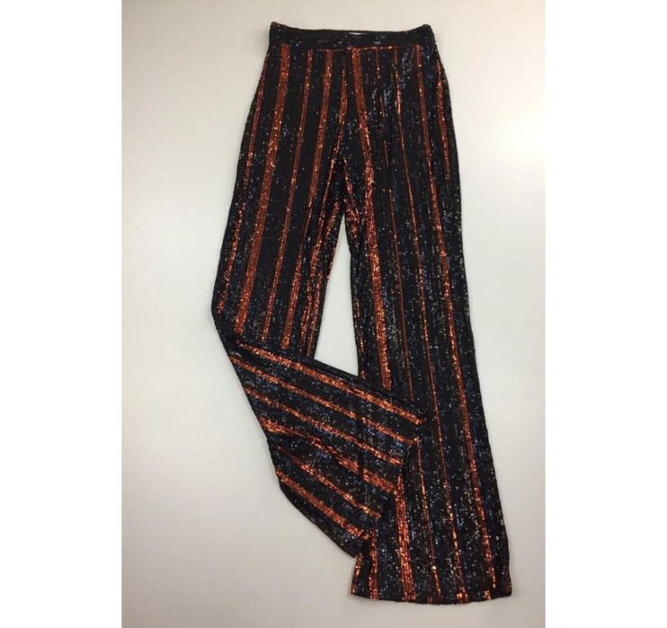 Pantaloni evazati paiete