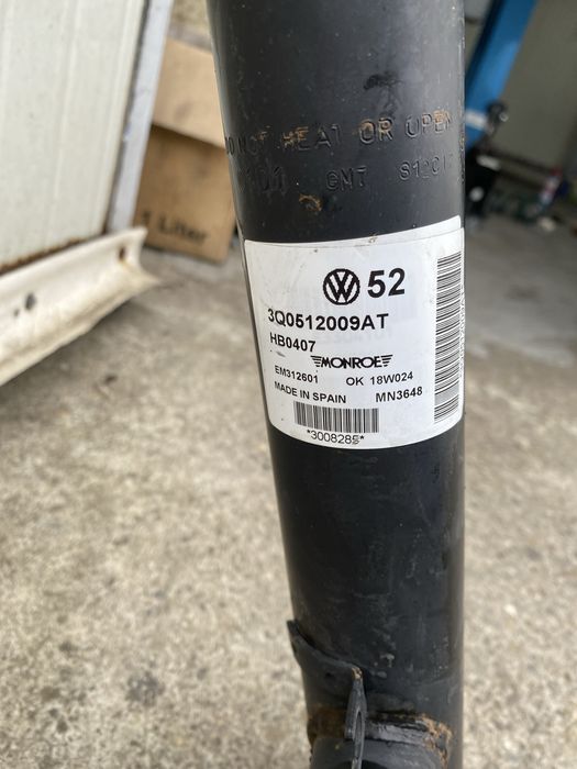 Amortizor stanga spate vw arteon cu dcc