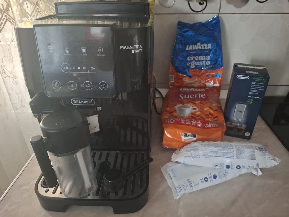 Expresor automat De'Longhi