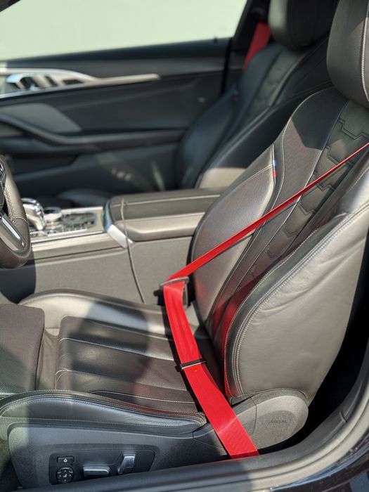 BMW Seria 8 840d xDrive M-Pachet Carbon
