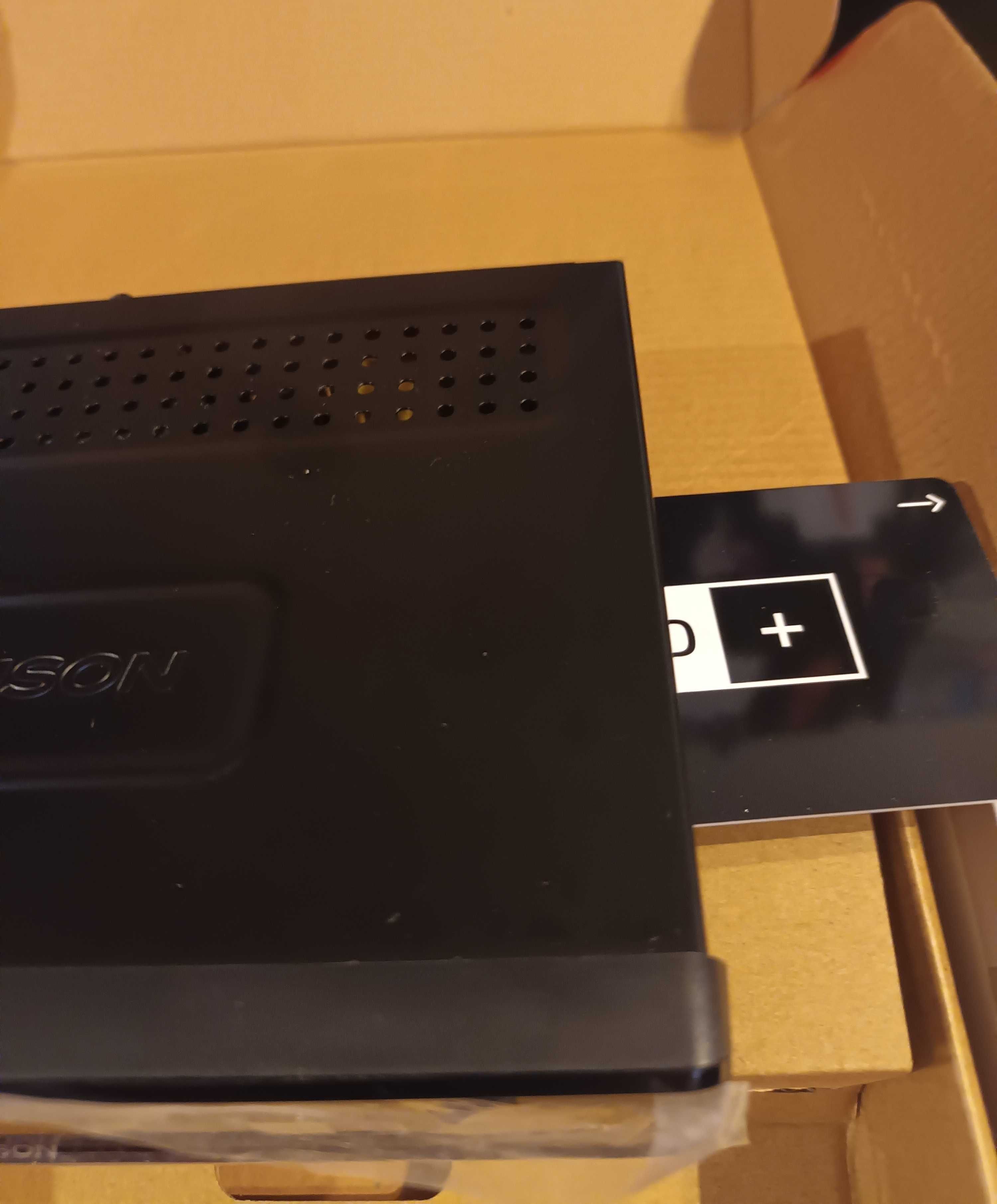 Сателитен приемник Thomson THS844  цифров HD чисто нов, USB,HDMI,SCART