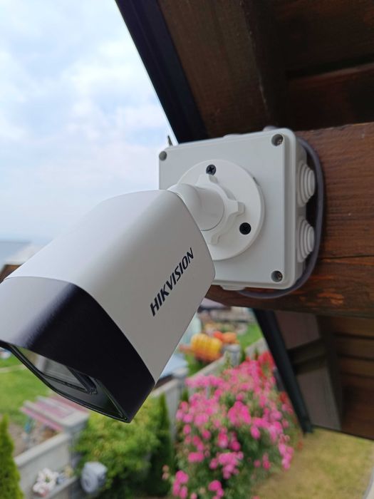 Camere supraveghere Neamț – Hikvision, Dahua, EZVIZ, HiLook