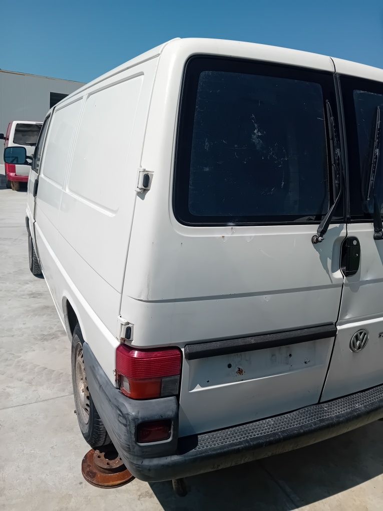 Фолксваген Транспортер Т4 2.4 D/ VW Transporter T4 2.4 D НА ЧАСТИ