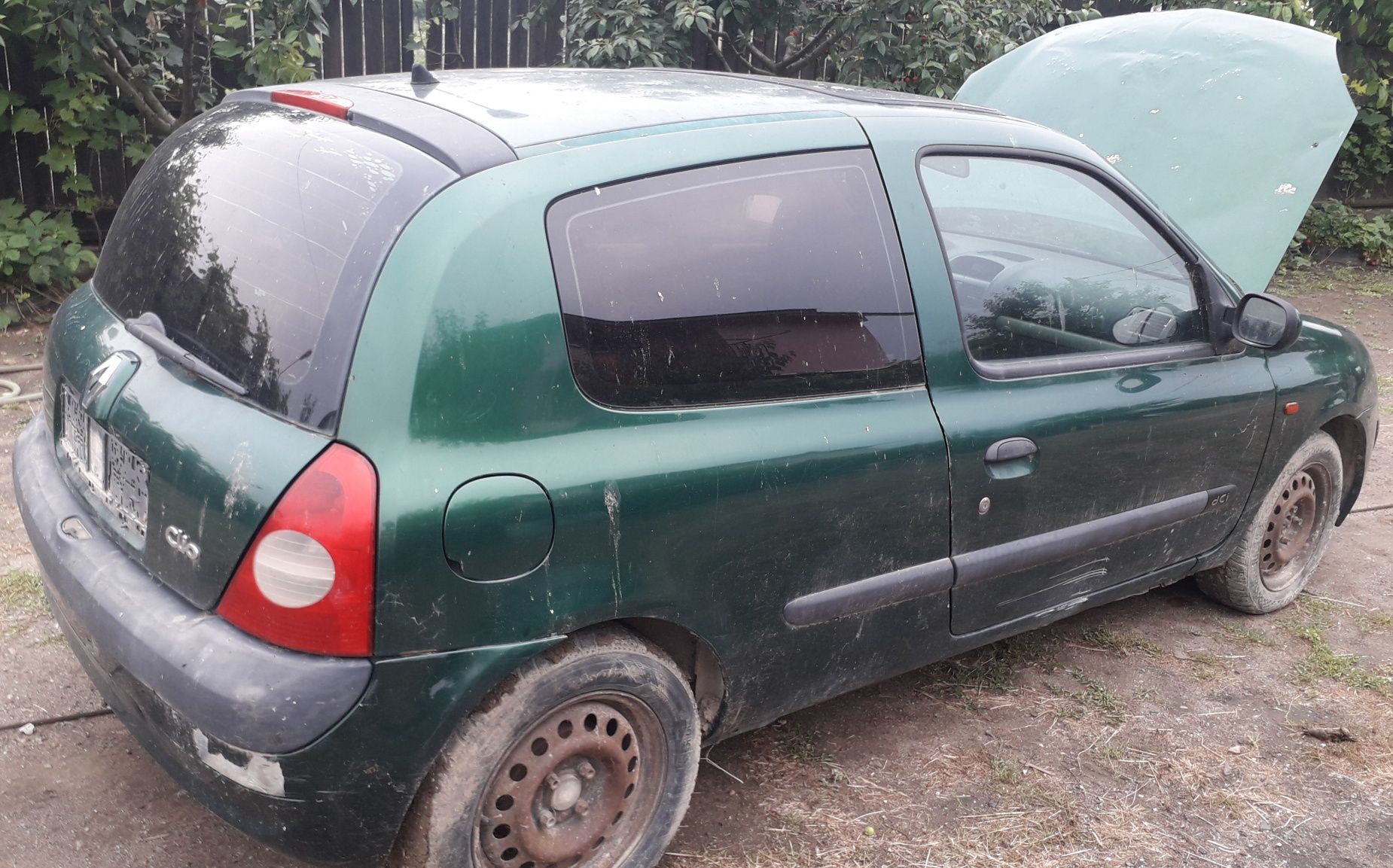 Renault Clio 1.5 diesel - motor, injectoare, turbina, bara, faruri,usi