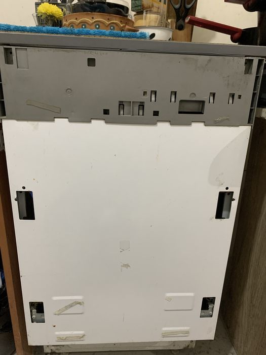 Срочно продаётся посудомоечная машина фирма Beko