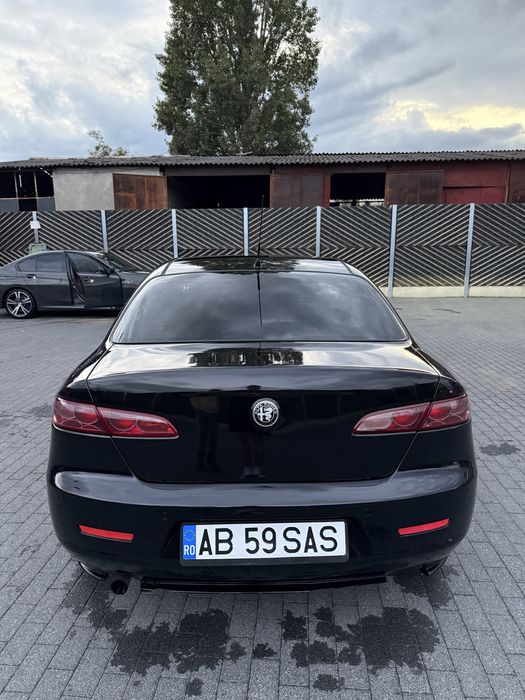 Alfa Romeo 159 full options!!! cu carte servis