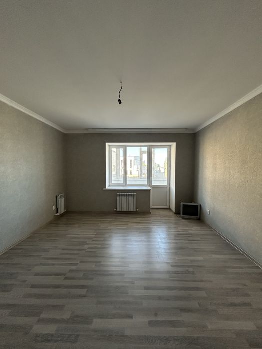 Продам 2 к.кв., 12 мкр.