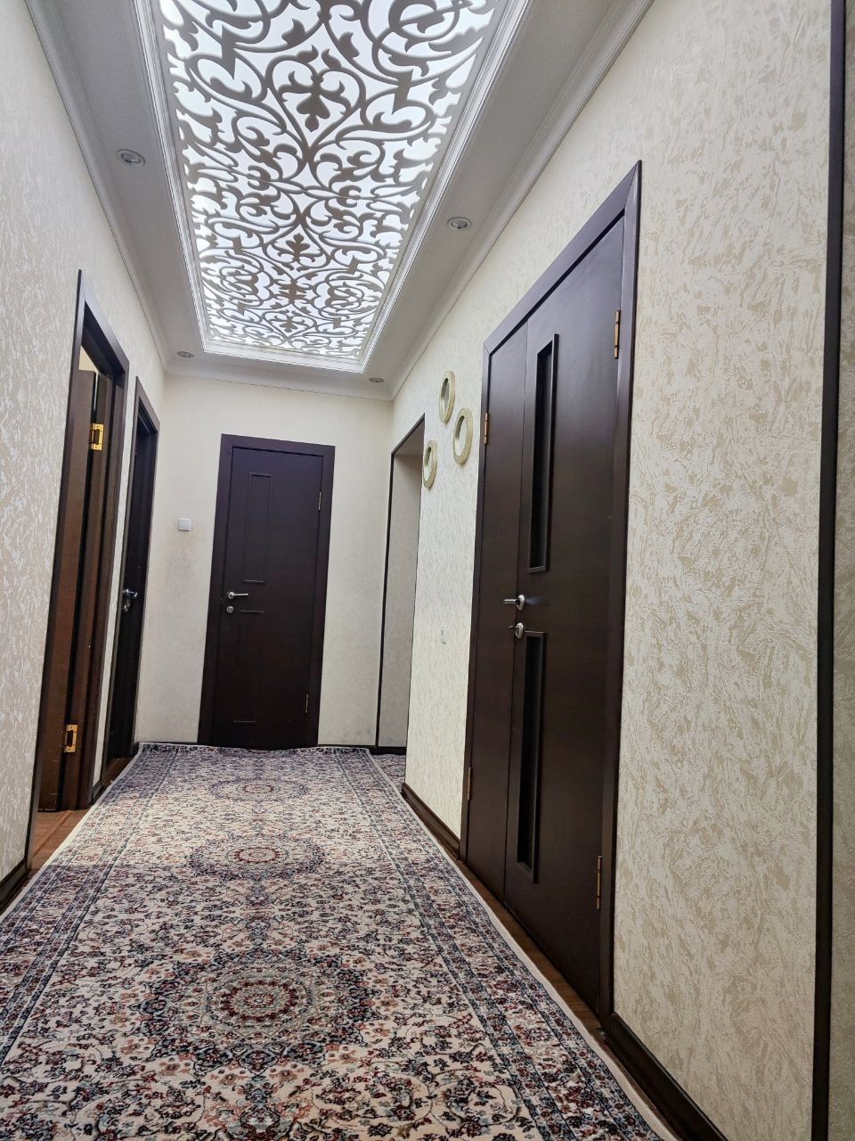 Продается 3-х комнатная квартира, имеется кладовка и балкон, 78кв