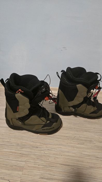 Сноуборд обувки Nortwave и автомати Technine bindings