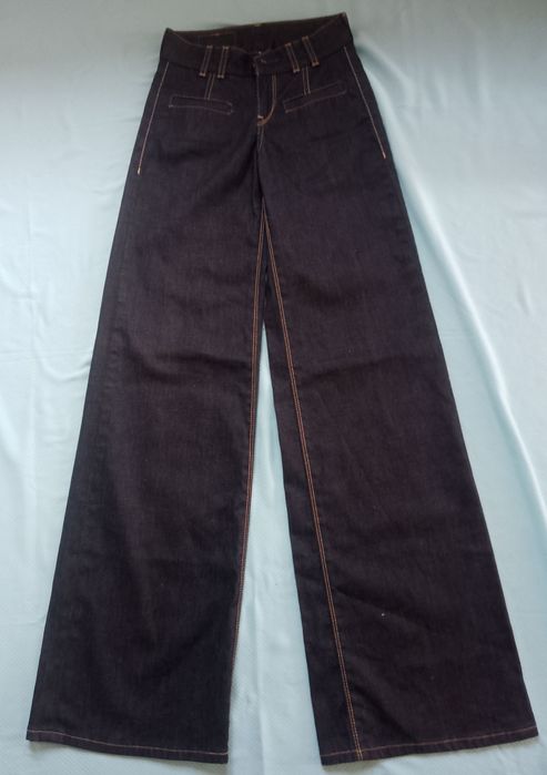 панталони / дънки Zara и Levi's