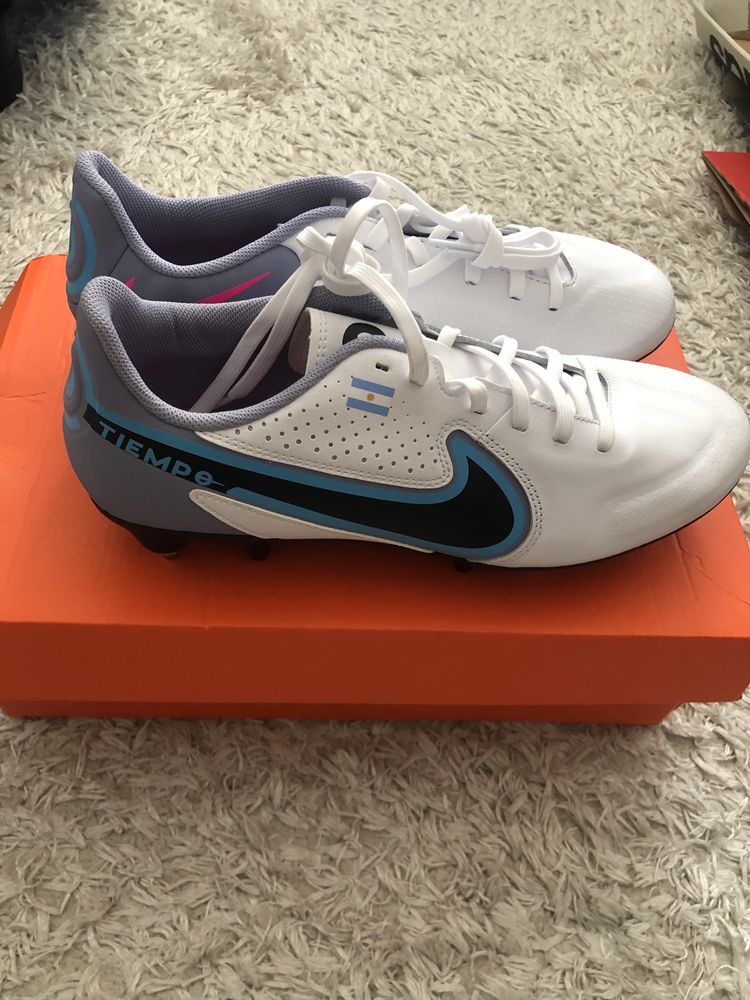 #Noi#41-Ghete de fotbal Nike noi LEGEND 9 ELITE SG-PRO AC