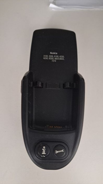 Suport auto original VW pentru telefoane Nokia (cod 3U0 051 435 B)