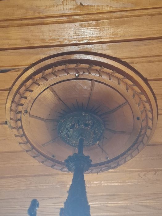 Розетки дървореза