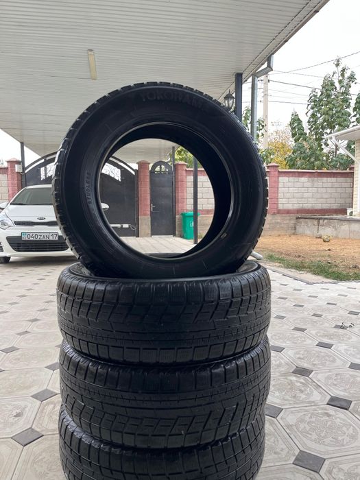 Шины Yokohama 215/60 R16, комплект 4 шт, б/у
