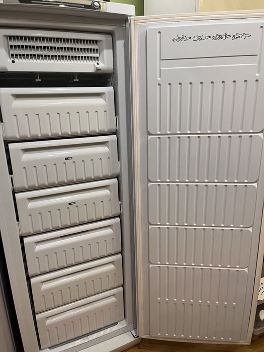 Продам Морозильник «Indesit»