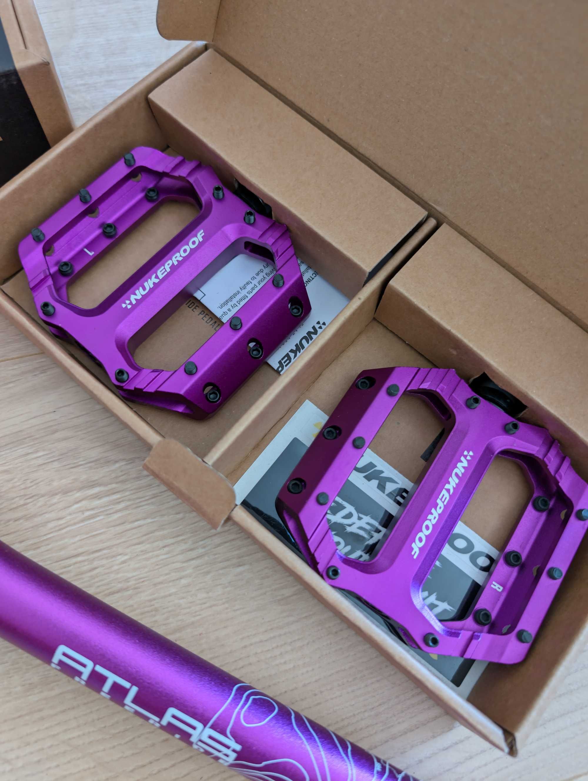 Set ghidon pipa si pedale bicicleta mtb Nukeproof Race Face Spank