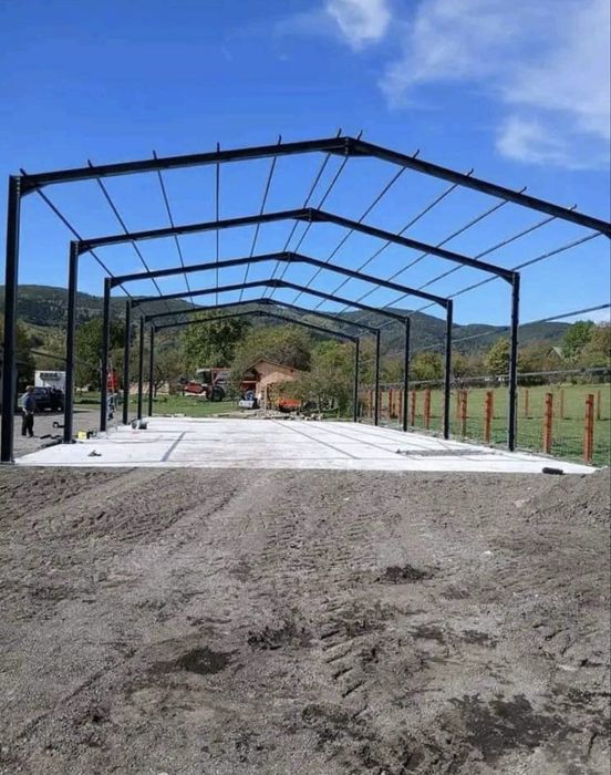Vând hală metalică 7 m lățime cu 20 m lungime cu 4 m la streașină