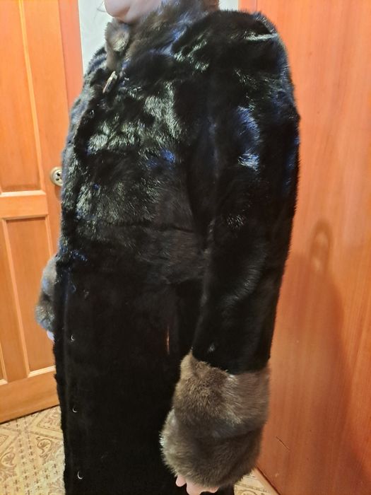 Норковая шуба продам