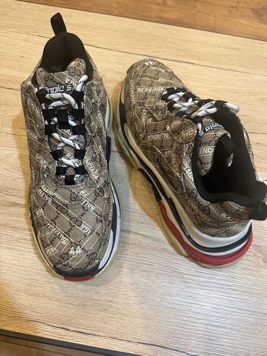 Balenciaga triple s