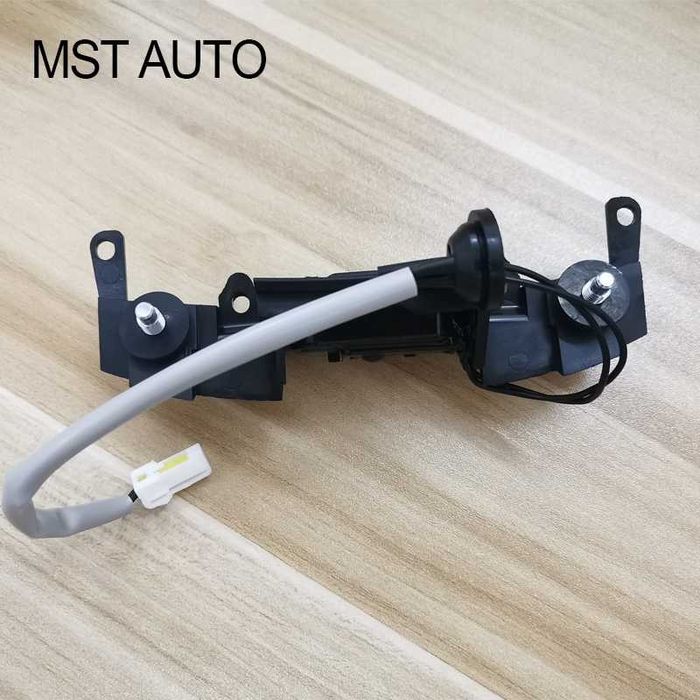 бутон за отваряне на багажник за Nissan Micra K12 НИСАН МИКРА 3