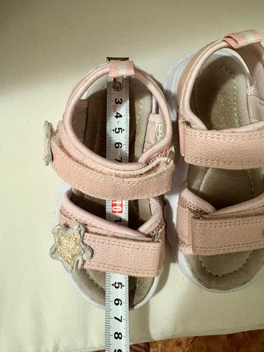 Детски сандали размер 25