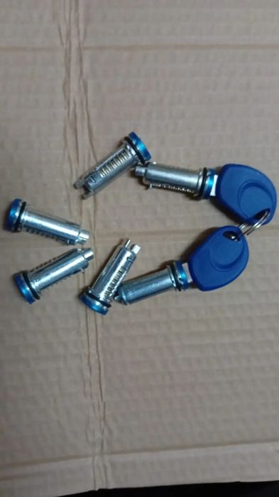 Butuc cheie iveco daily  butuc mâner iveco daily