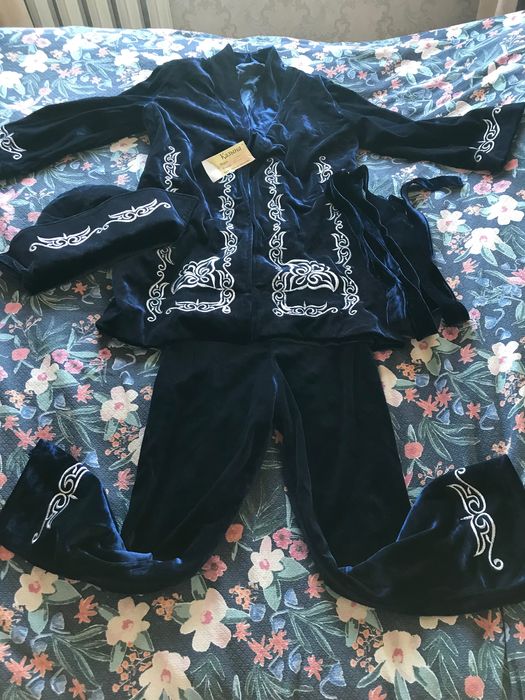 Продаю новый национальный костюм на мальчика