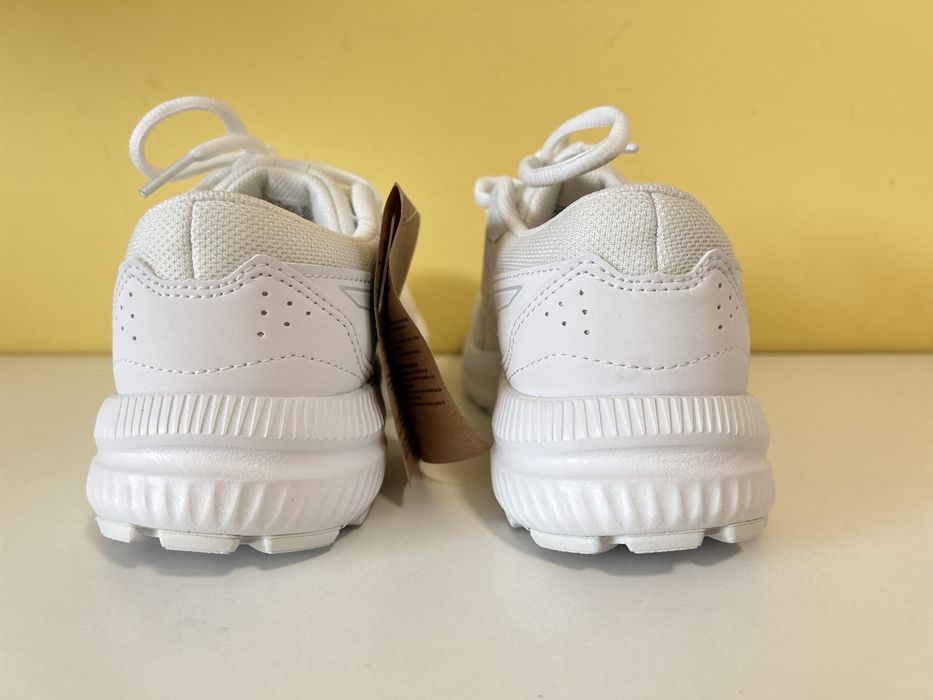 Дамски маратонки Asics