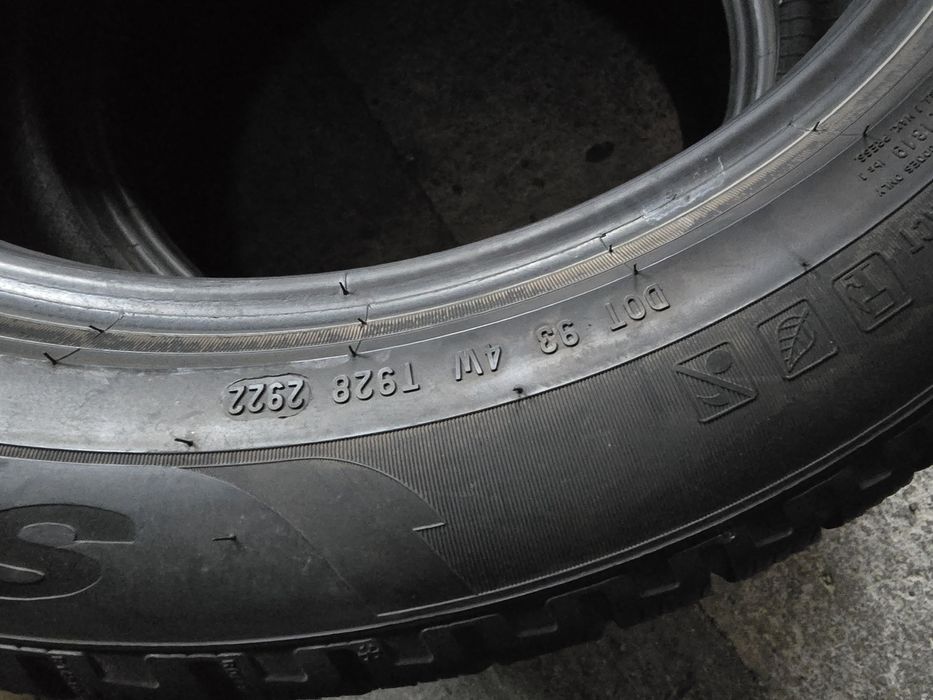 Pirelli 235/50 R18 101V MS iarnă