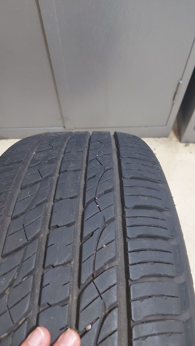 Anvelopa Kumho Crugen Premium KL33 235/55 R19 101H