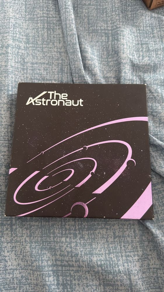 Album jin the astronaut