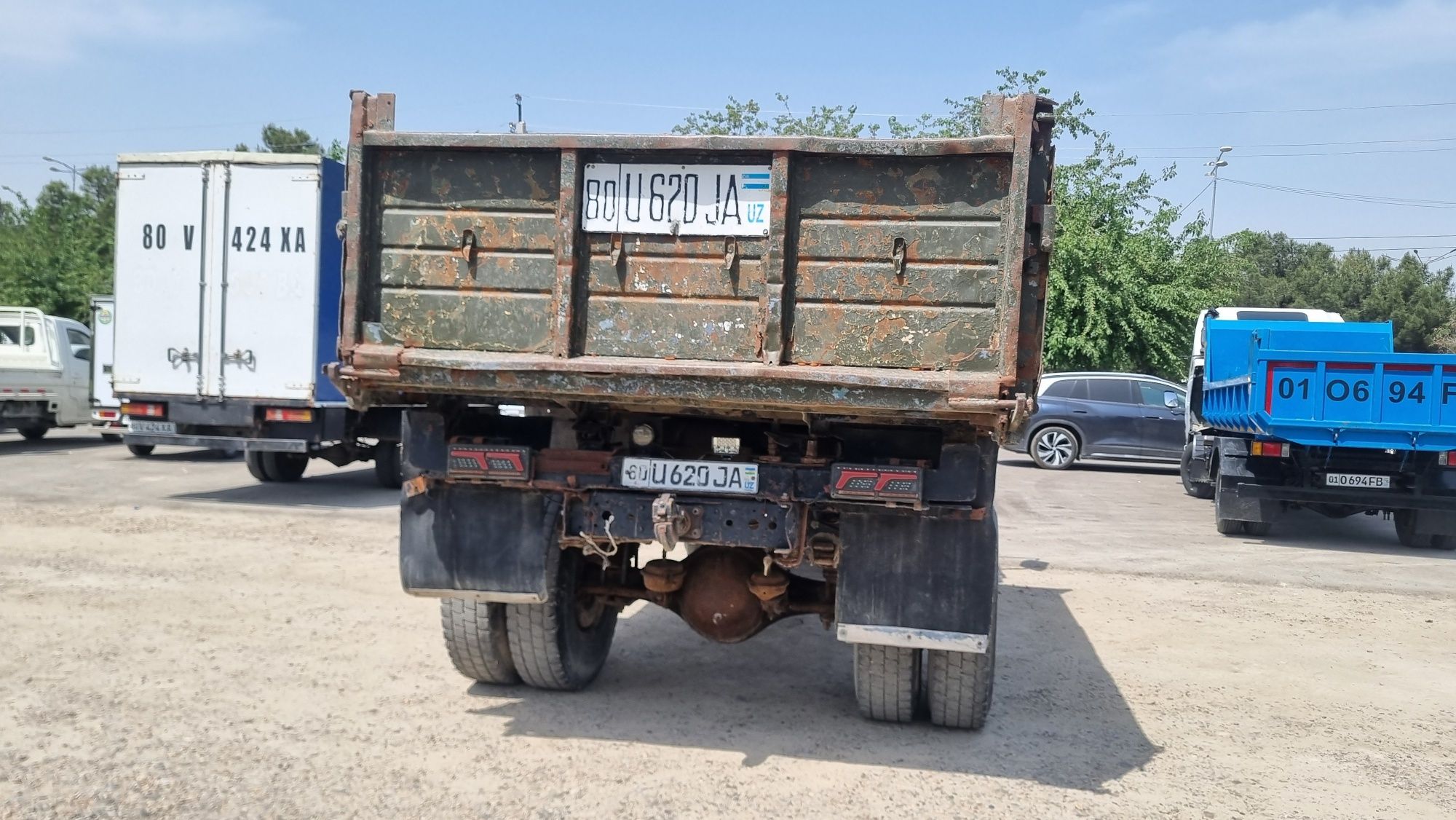 Zil selxoz mashina