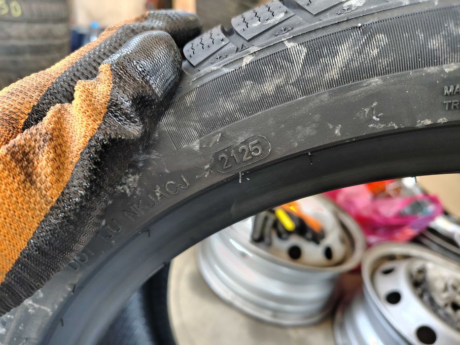 4бр.НОВИ зимни гуми GOODRIDE 245 40 19 DOT25 цена за брой