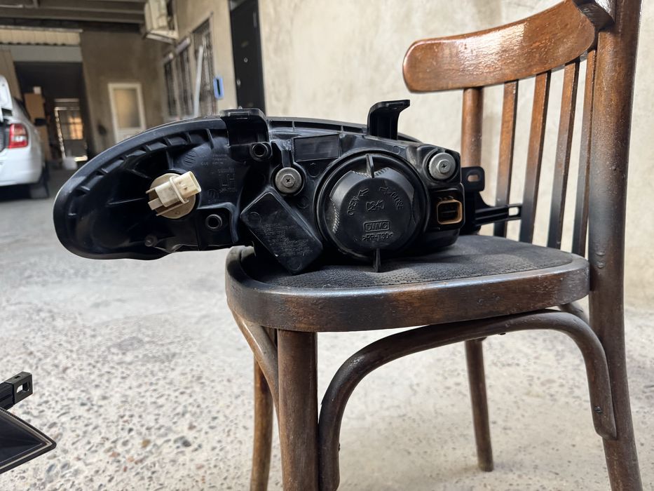 Фары передние для автомобиля Chevrolet Gentra