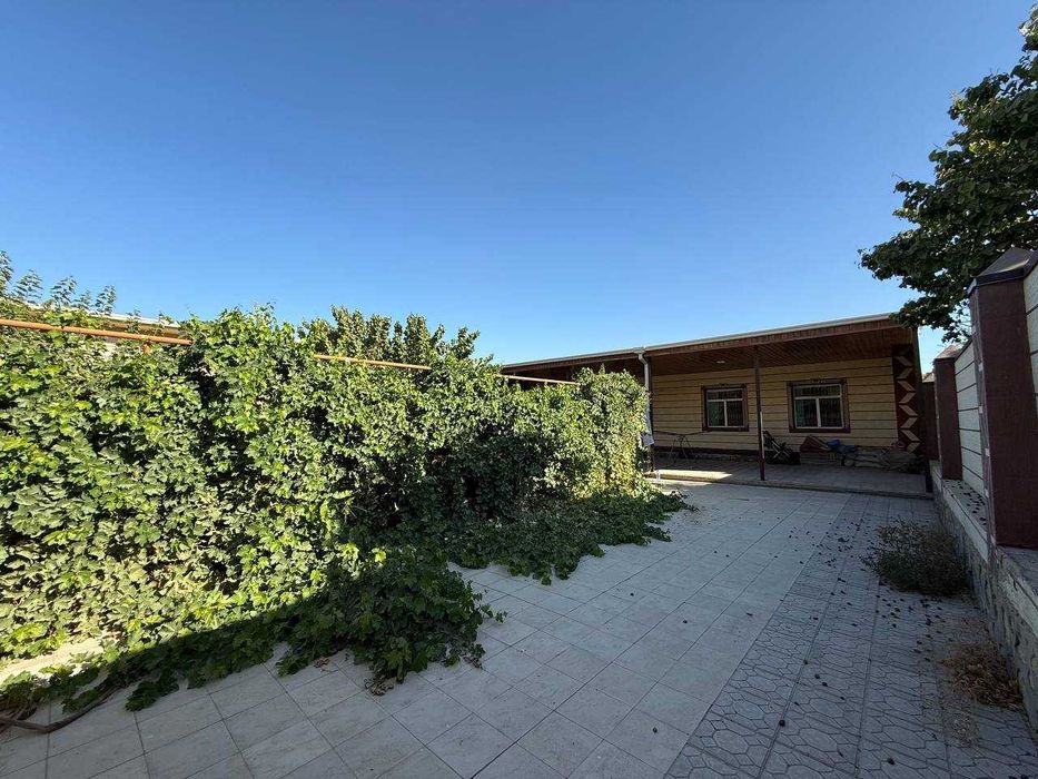 TAYYOR 8 SOTIQLI HOVLi bahavo joydan sotiladi