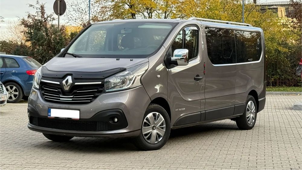 Renault Trafic 1.6 TDCi 140 Cp 2017 Euro 6 cu 8+1 Locuri Extra Lung vivaro