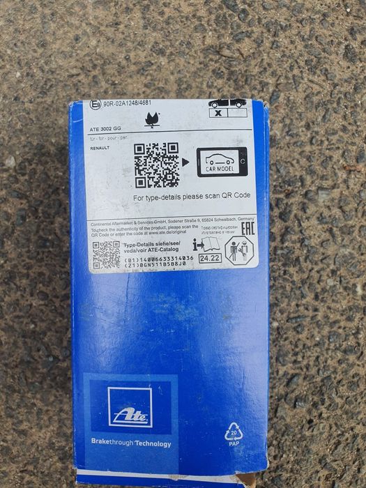 Vând plăcute fata ate noi