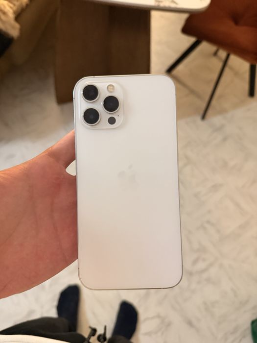 iphone 12 pro max обменяю на 13