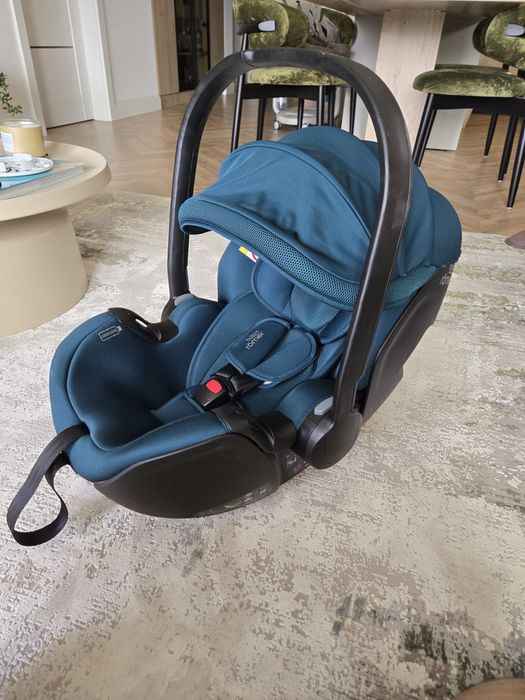 Scoica bebelus Britax Romer Baby SafePro +baza auto-stare Impecabila