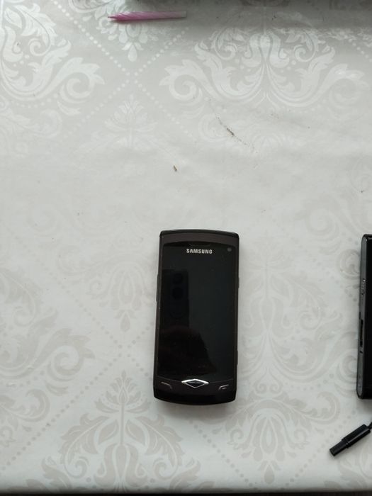 Продам Самсунг старый тонкий батарея на замену