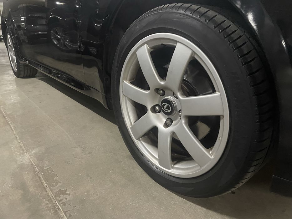 Джанти лексус 17’ с гуми на два сезона