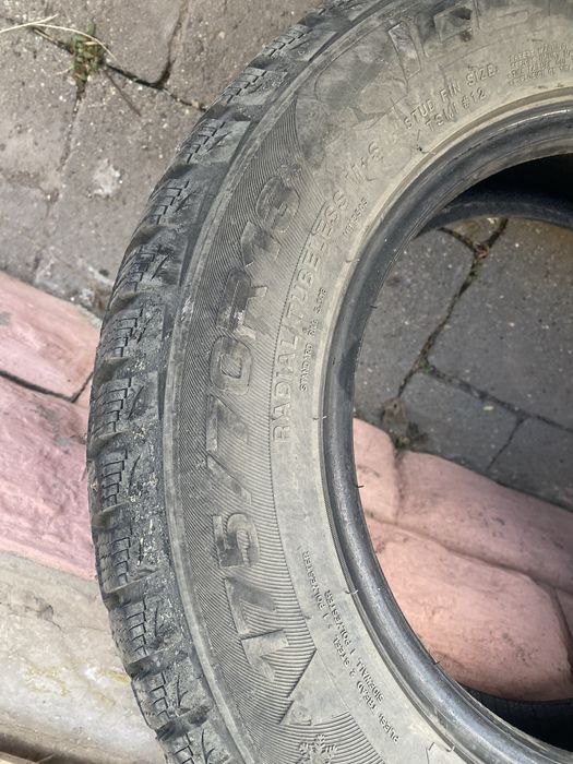 Шины  зимные на R13