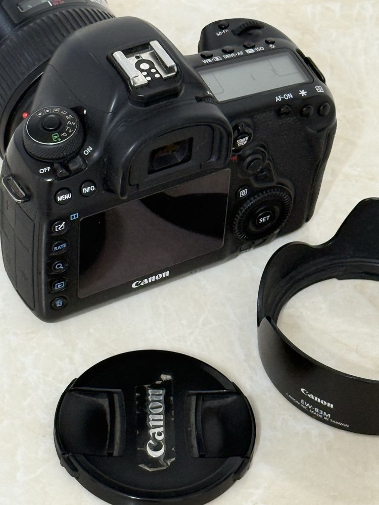 Камера Canon EOS 5D Mark IV