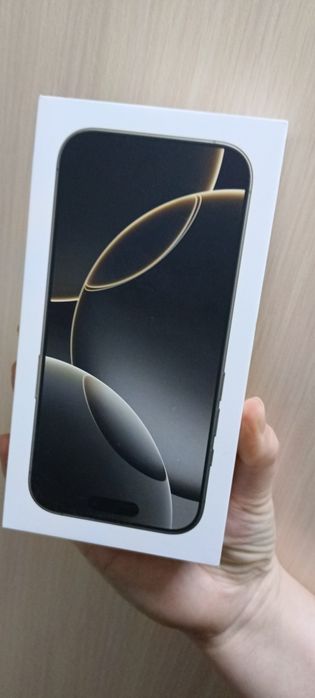 Продаю айфон 16 pro 100% 128гб коробка и зарядка новый