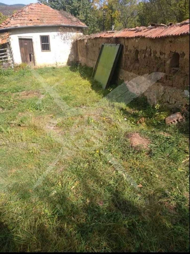 Продава се Къща в Годеч - 74 кв.м за 676 €/кв.м - Снимка #3
