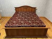 Кровать двухспальная без матраса матрасом