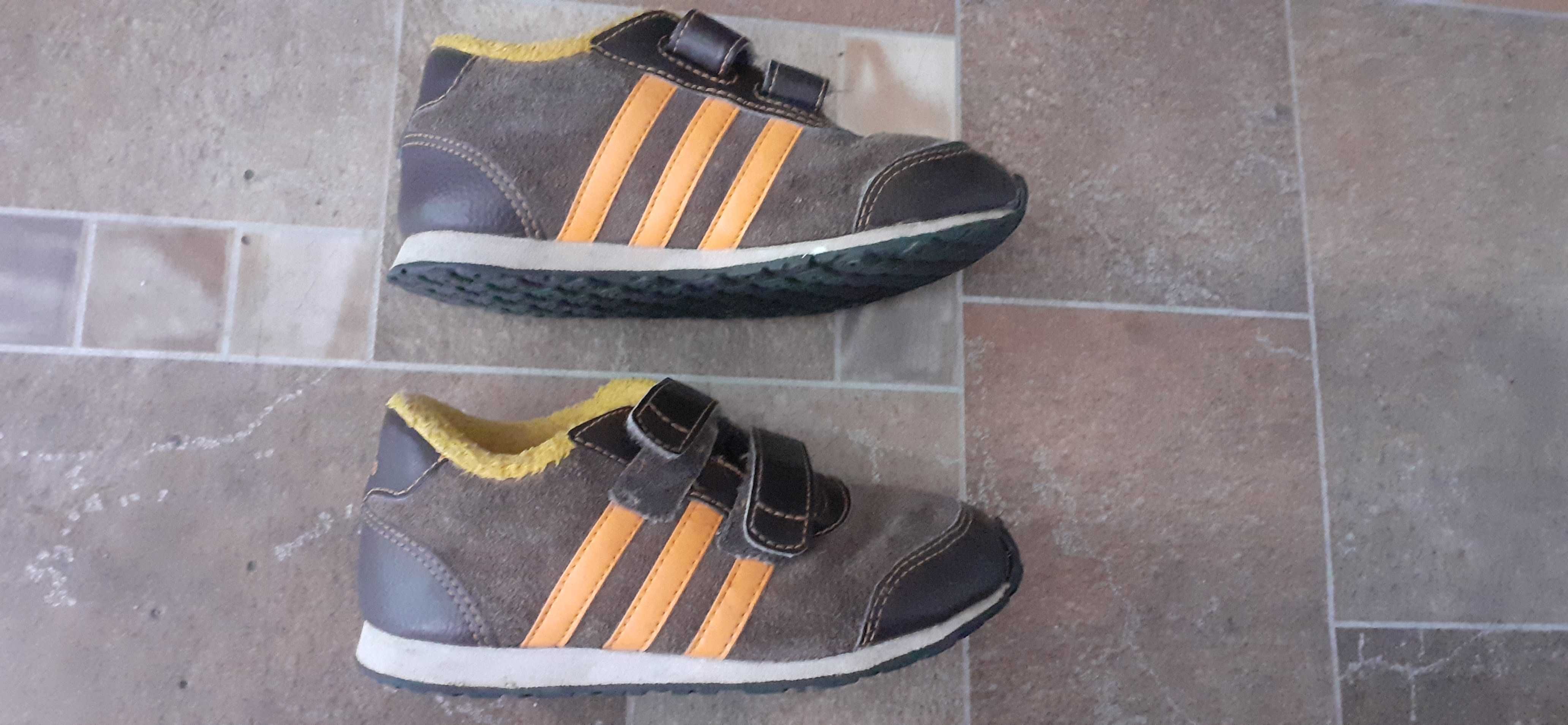 Adidas original cu scai, marimea 26 interior calduros